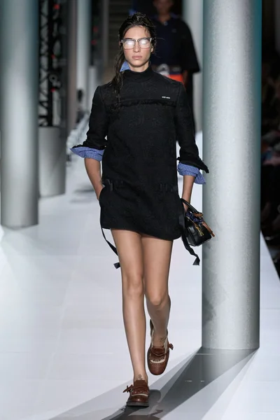 Look 53